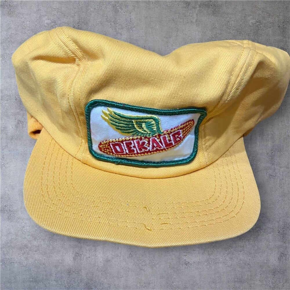 K Brand Vintage 80s Dekalb Farm Seed Yellow Green Fitted Cap Mens Size 7 1/4